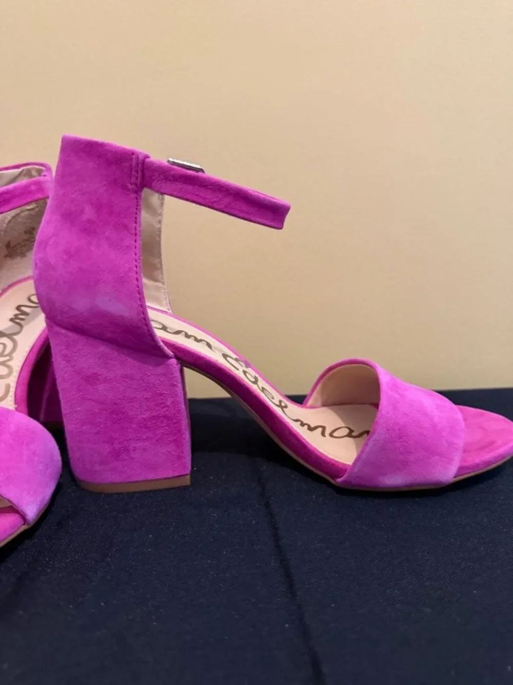 Sam Edelman Fuchsia Suede Block Heel Ankle Strap Sandals Size 6 EUC - Picture 2 of 15